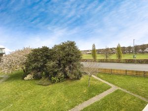 Photo 7- click for photo gallery